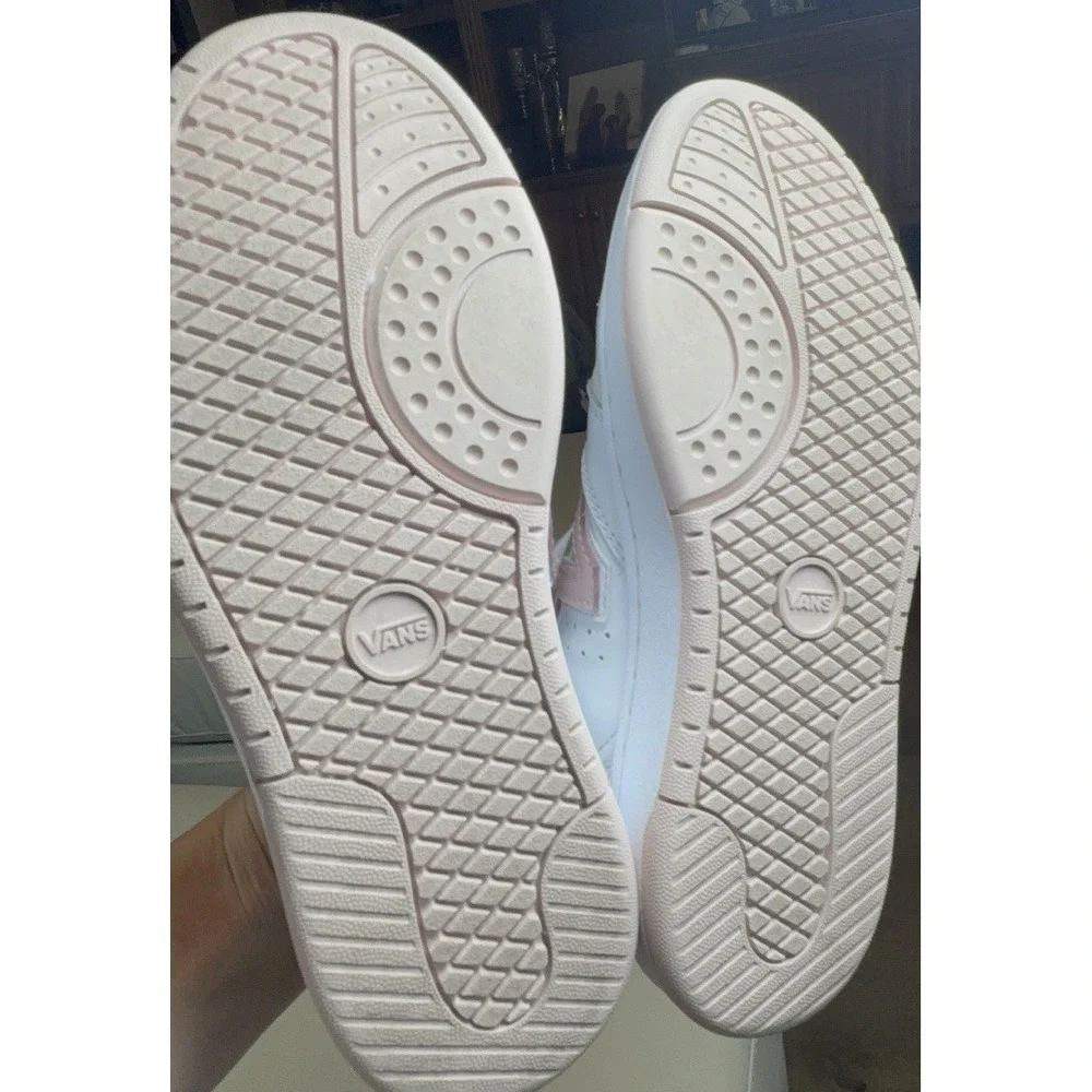 Vans Lowland 2.0 White/Sepia Rose Size 7.5W 6M EUC